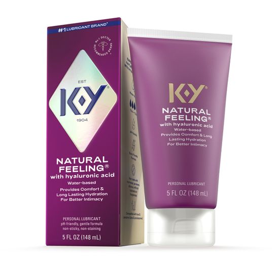 Natural Feeling with Hyaluronic Acid Packshot 5 FL OZ